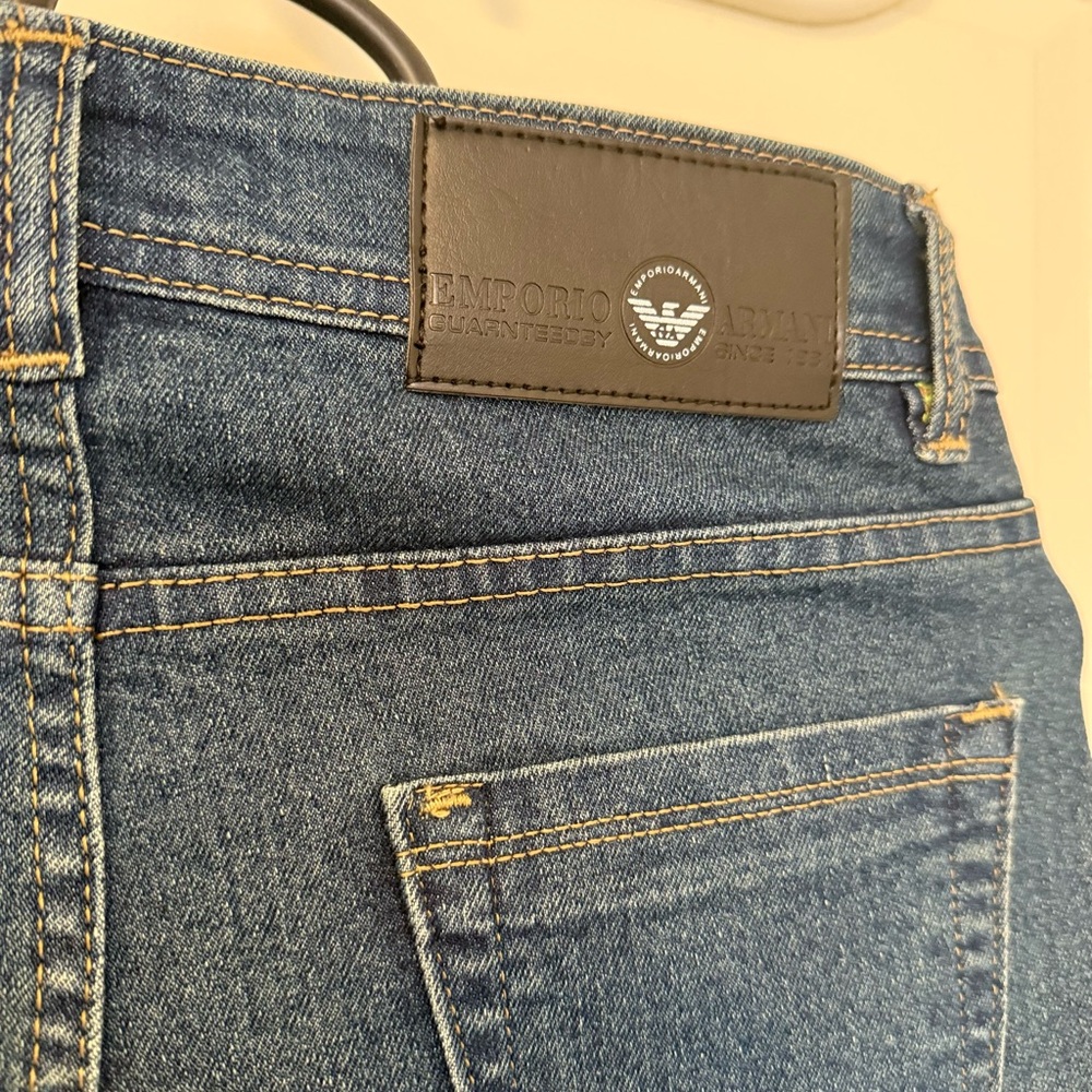 Emporio Armani Blue Jeans Classic Medium-Wash